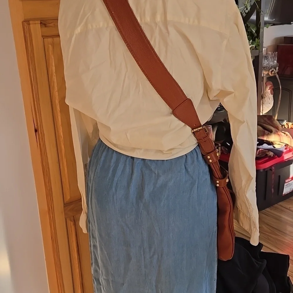 Leather Bucket Hobo Crossbody Chocolat Blu Brand Pebble Leather Gold Stud Detail
